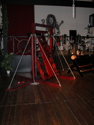 Pranger bei bdsm-torture-design